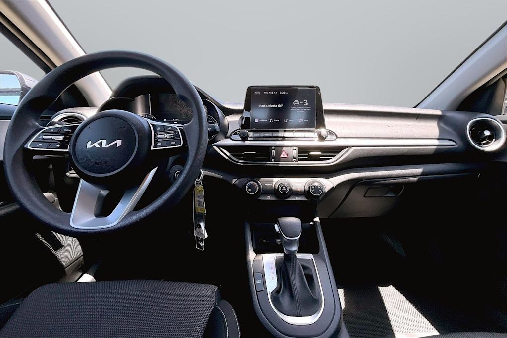 Thumbnail: 2024 Kia Forte - 11