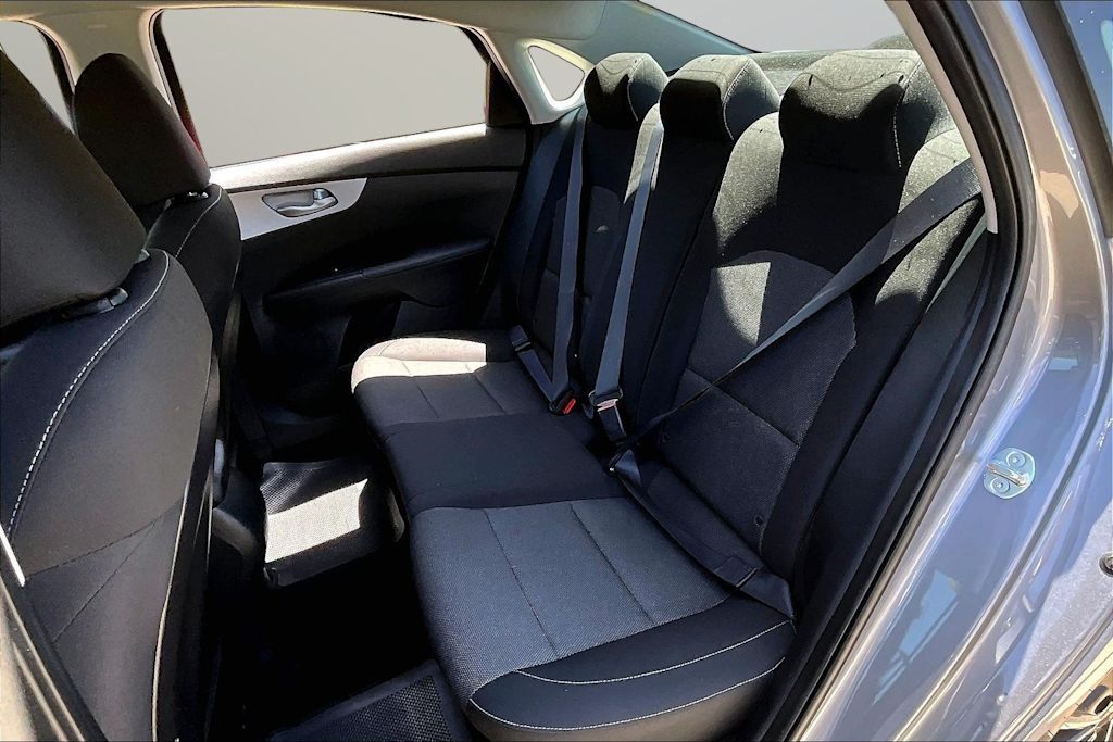 Thumbnail: 2024 Kia Forte - 10