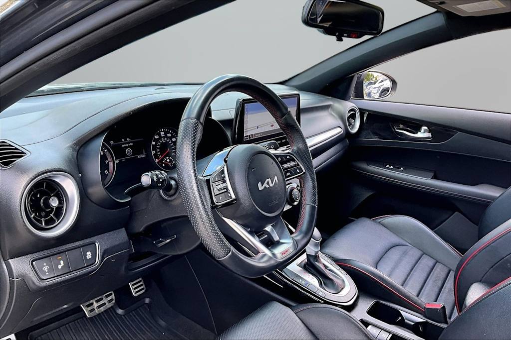 Thumbnail: 2023 Kia Forte - 8