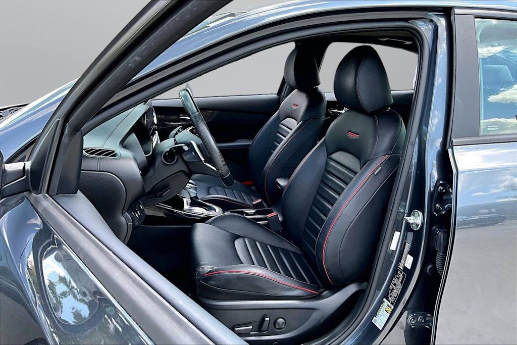 Thumbnail: 2023 Kia Forte - 10