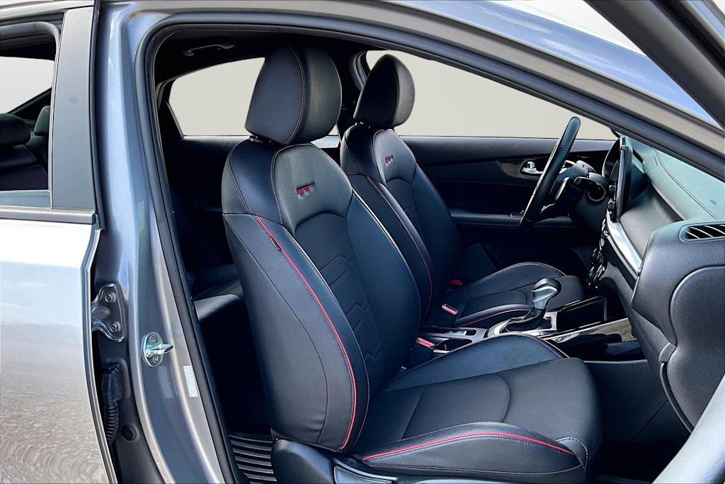 Thumbnail: 2023 Kia Forte - 8