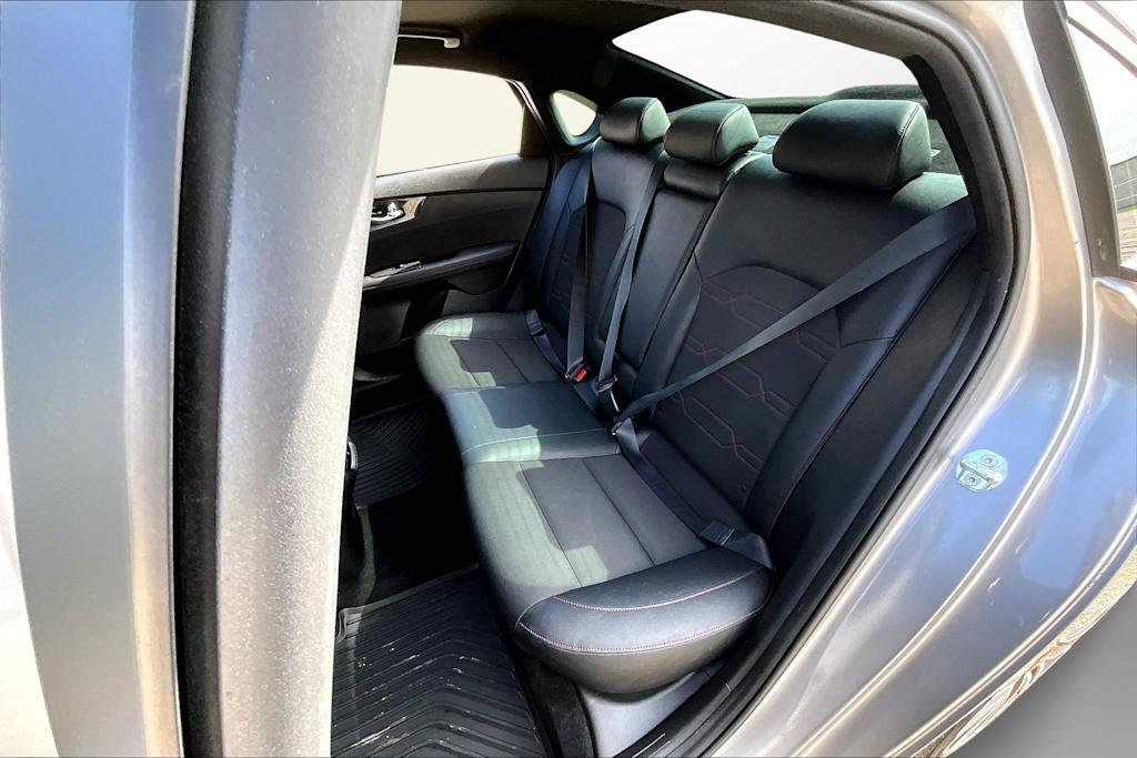 Thumbnail: 2023 Kia Forte - 25