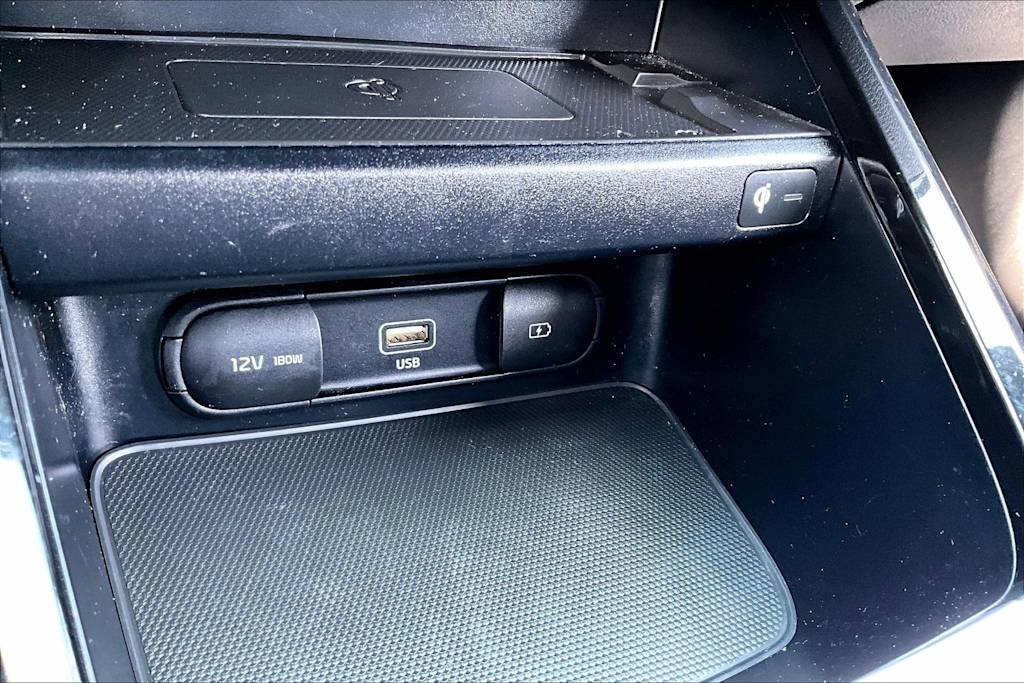 Thumbnail: 2023 Kia Forte - 22