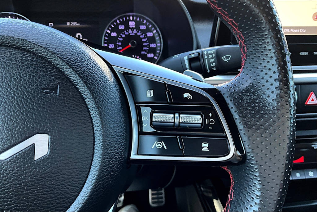 Thumbnail: 2023 Kia Forte - 25