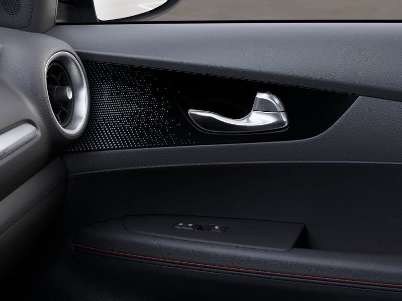 Thumbnail: 2024 Kia Forte - 24