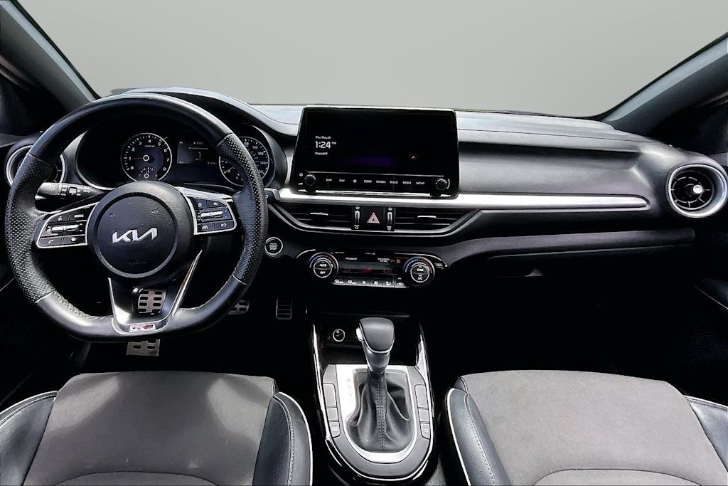 Thumbnail: 2023 Kia Forte - 10
