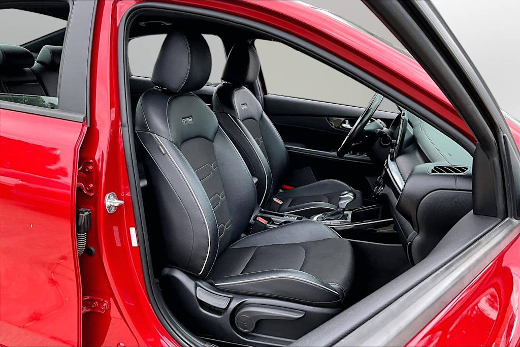 Thumbnail: 2024 Kia Forte - 9