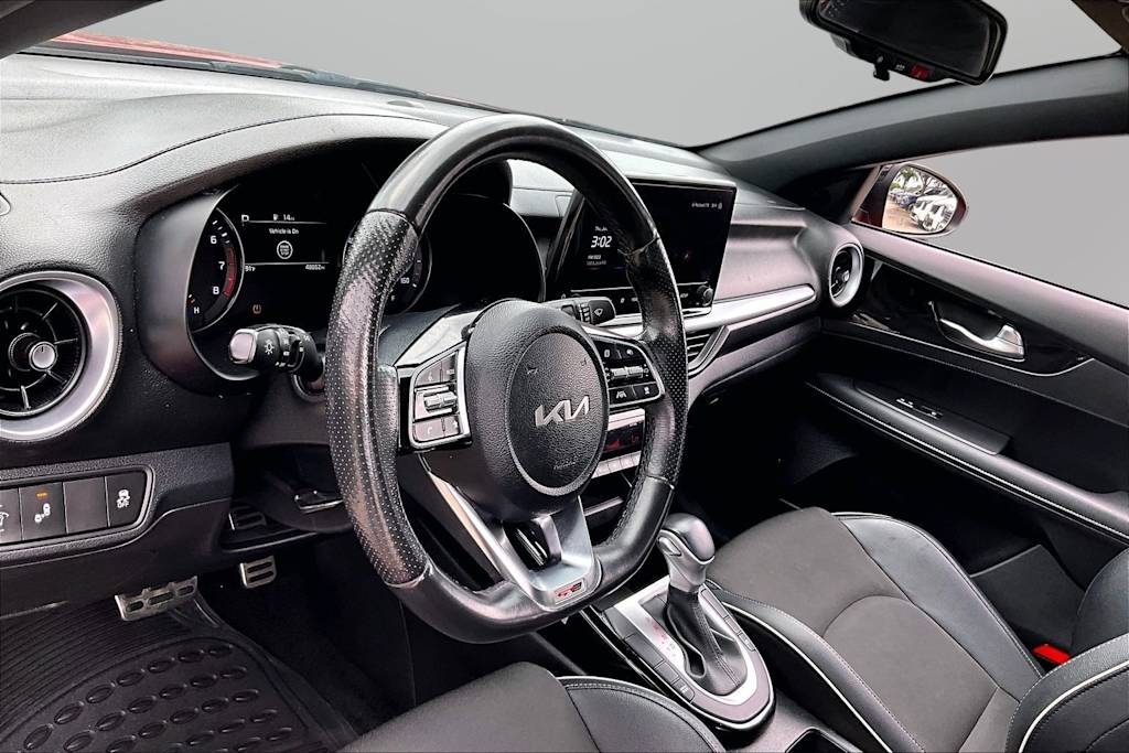 Thumbnail: 2024 Kia Forte - 8