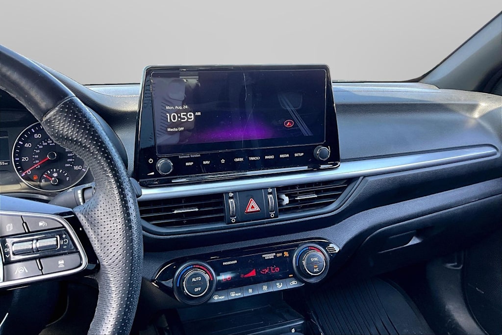 Thumbnail: 2023 Kia Forte - 12
