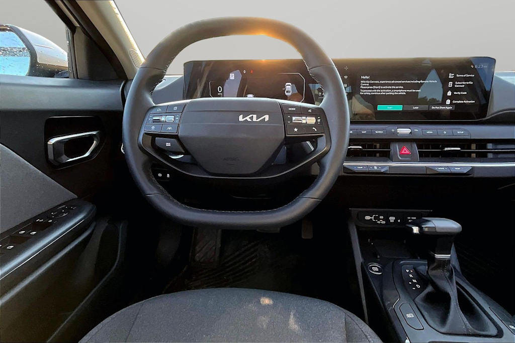 Thumbnail: 2025 Kia K4 - 2
