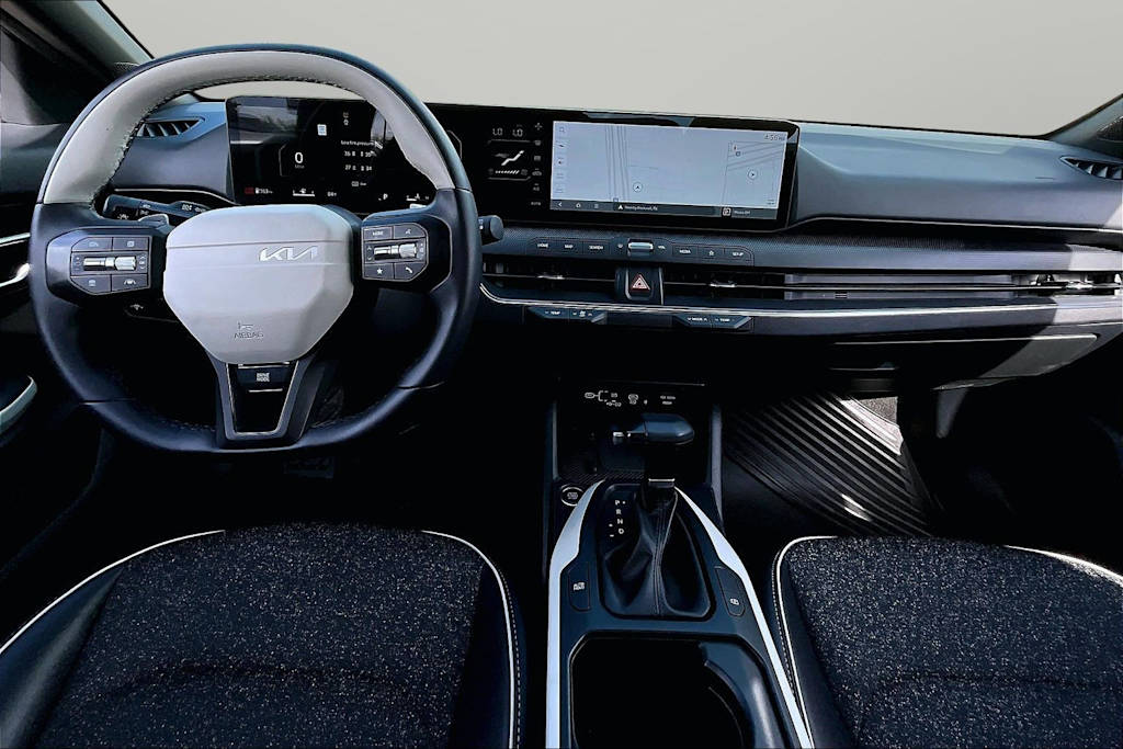 Thumbnail: 2025 Kia K4 - 10