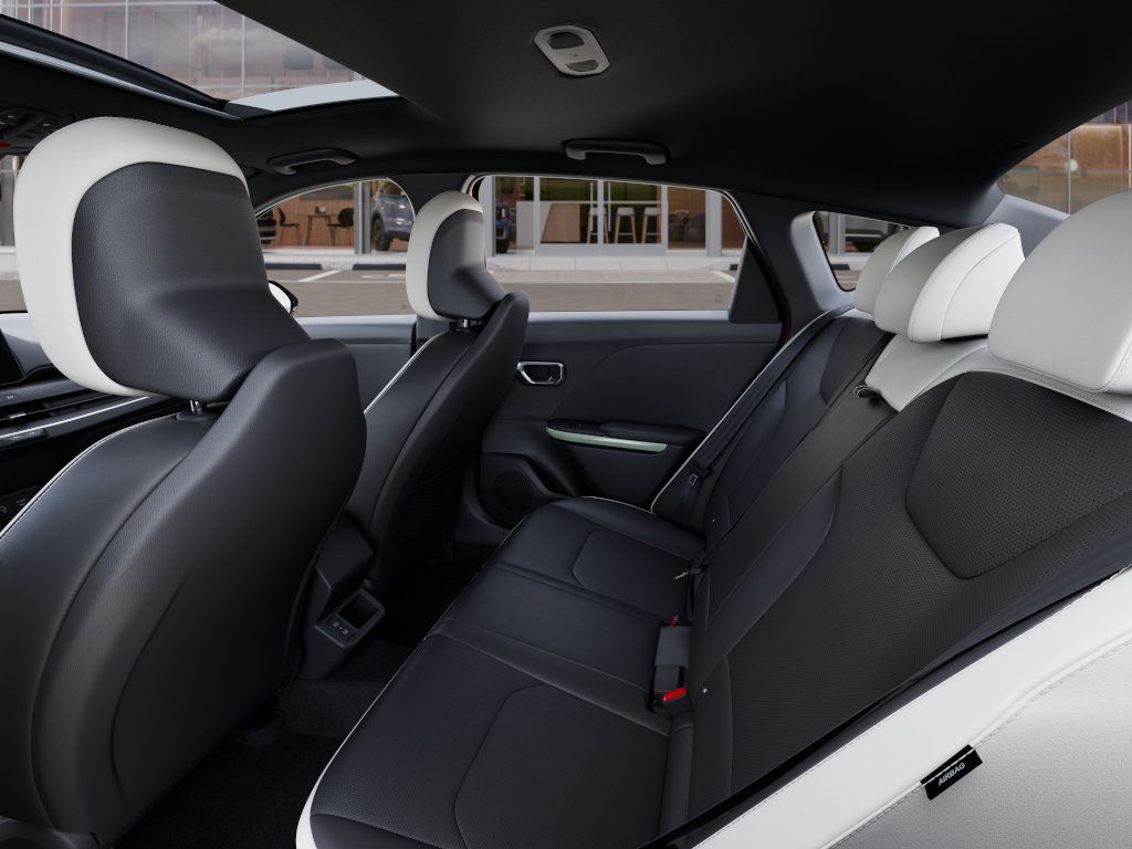 2025 Kia K4 GT-Line - Photo 23