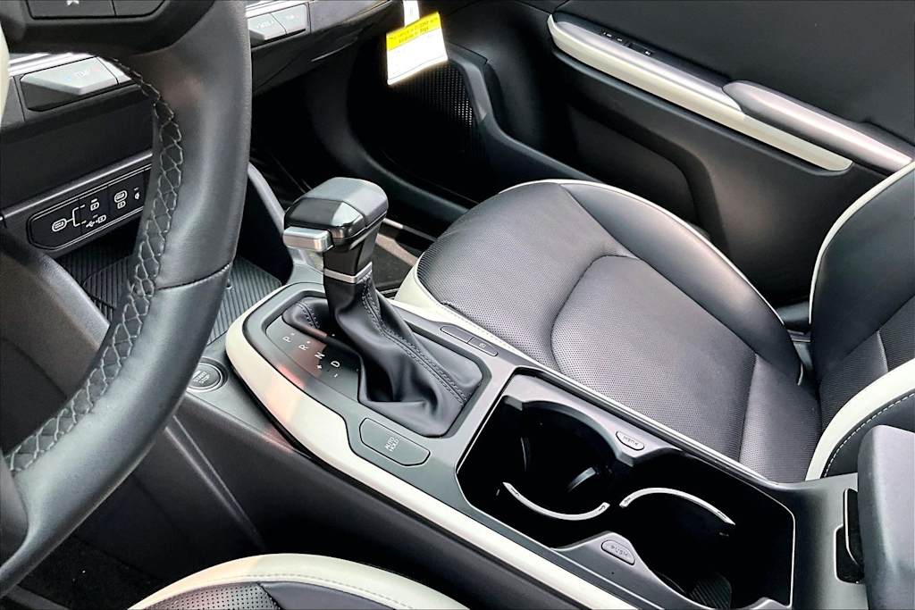 Thumbnail: 2025 Kia K4 - 13
