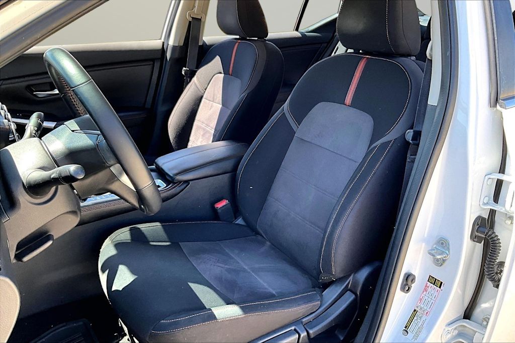 Thumbnail: 2021 Nissan Sentra - 9