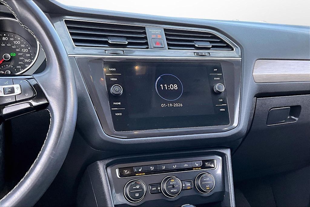 Thumbnail: 2021 Volkswagen Tiguan - 12