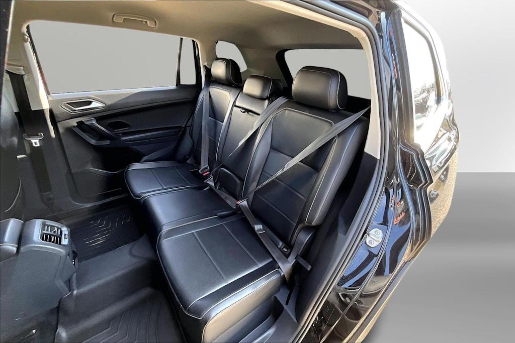 Thumbnail: 2021 Volkswagen Tiguan - 26