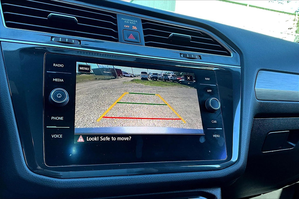 Thumbnail: 2019 Volkswagen Tiguan - 14