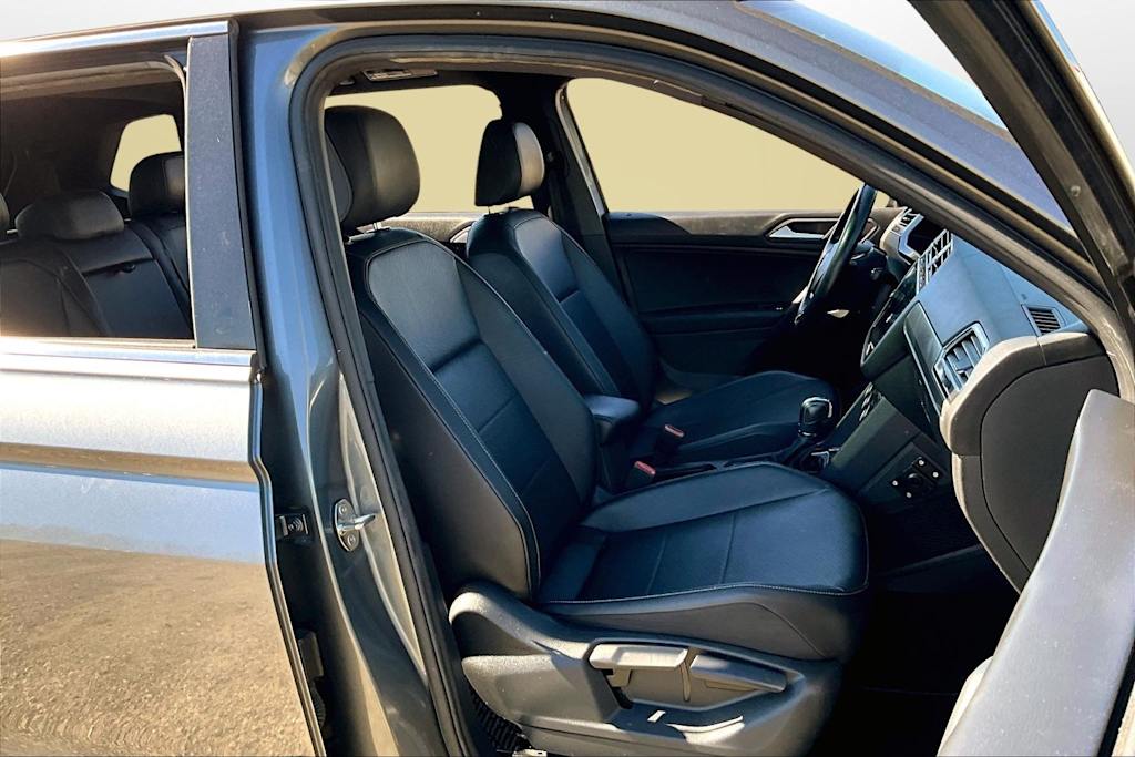 Thumbnail: 2019 Volkswagen Tiguan - 11