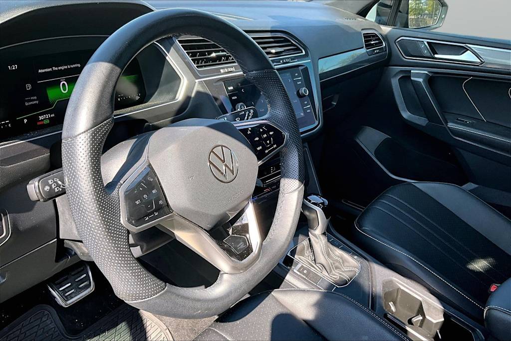Thumbnail: 2024 Volkswagen Tiguan - 9