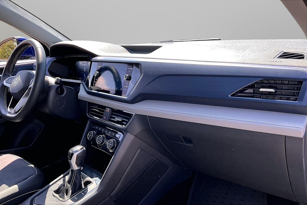 Thumbnail: 2024 Volkswagen Taos - 12