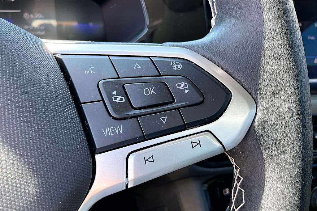 Thumbnail: 2024 Volkswagen Taos - 22