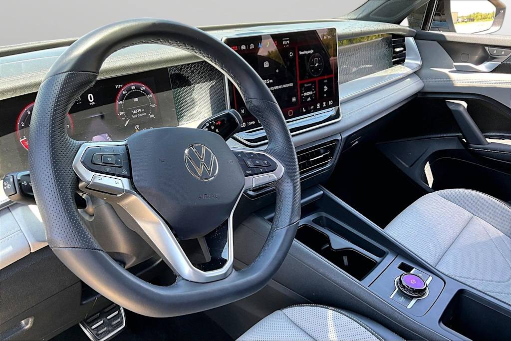 Thumbnail: 2025 Volkswagen Tiguan - 7