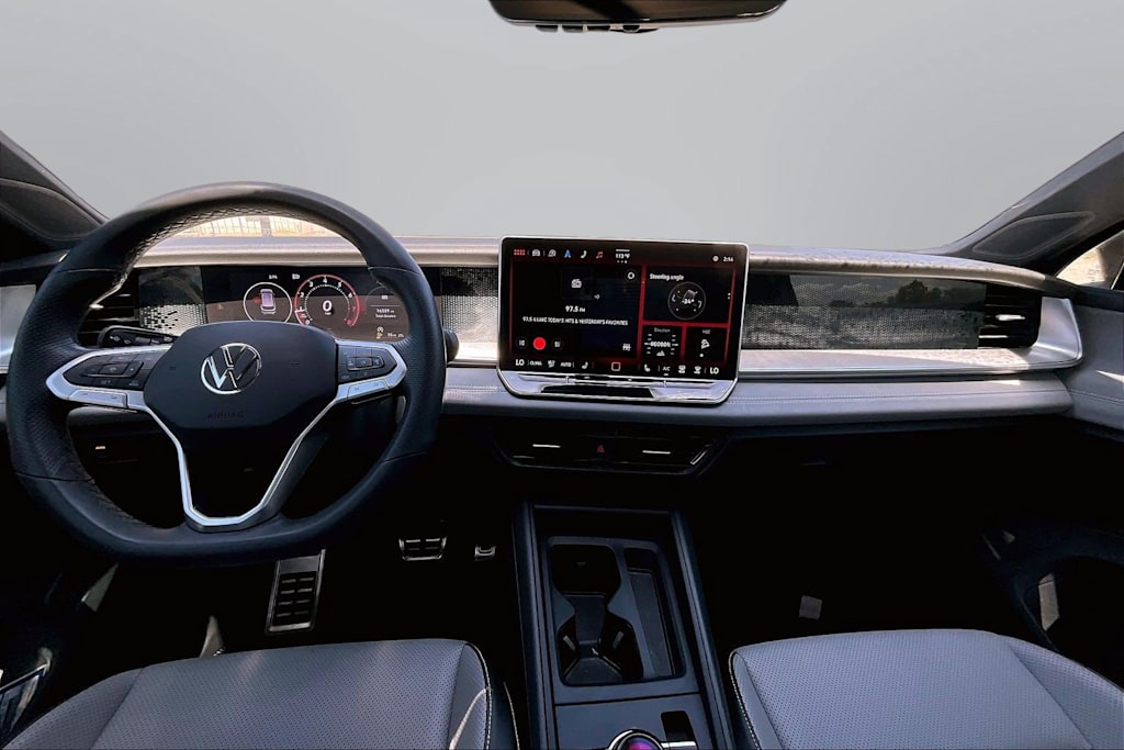 Thumbnail: 2025 Volkswagen Tiguan - 11