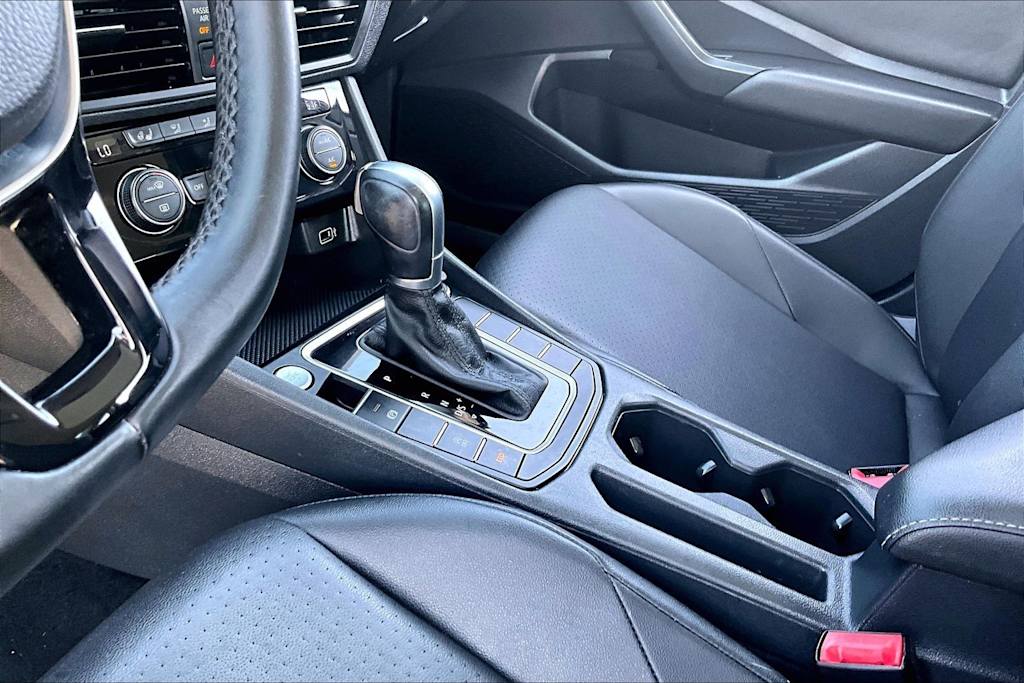 Thumbnail: 2019 Volkswagen Jetta - 14