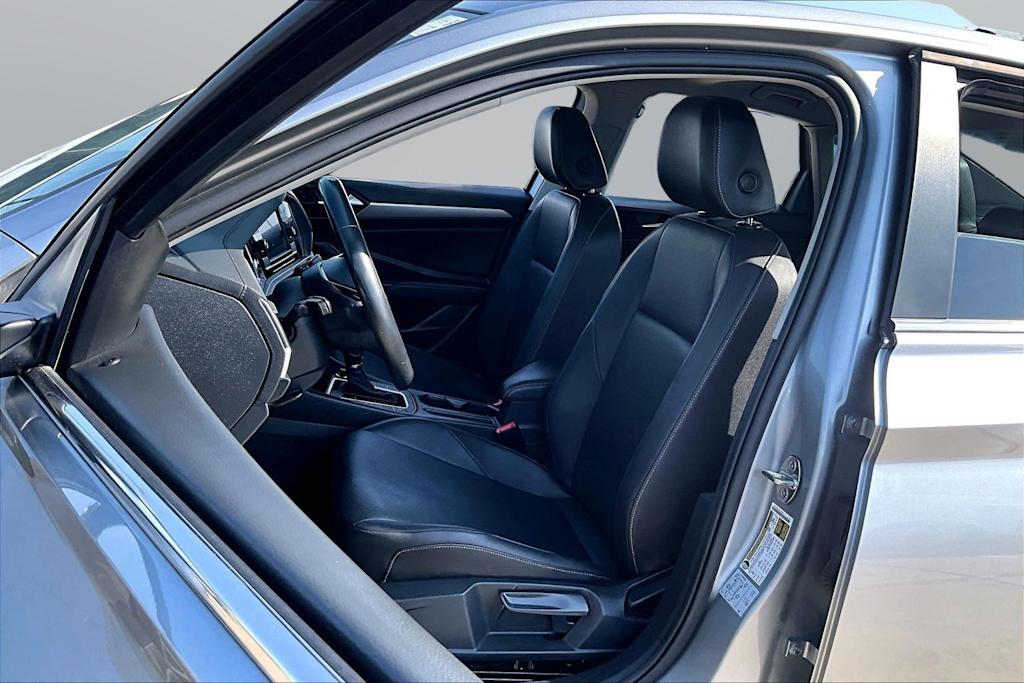 Thumbnail: 2019 Volkswagen Jetta - 10