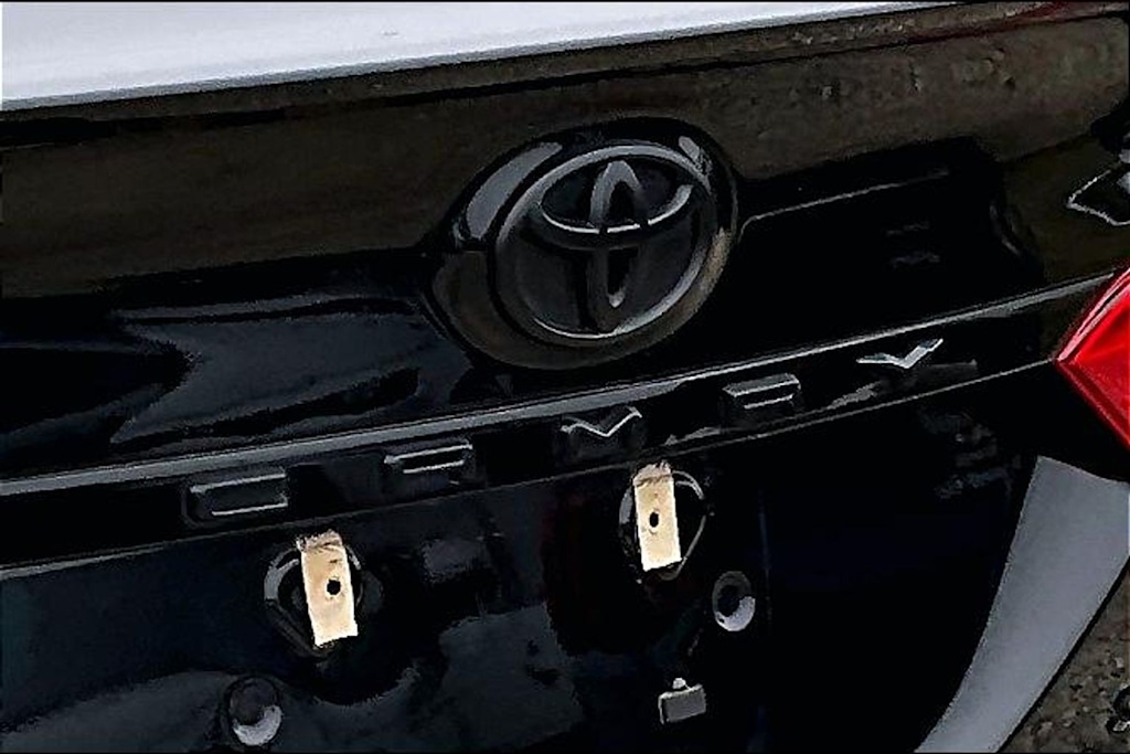 Thumbnail: 2020 Toyota Camry - 31