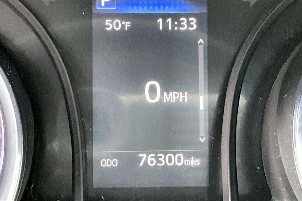 Thumbnail: 2020 Toyota Camry - 15