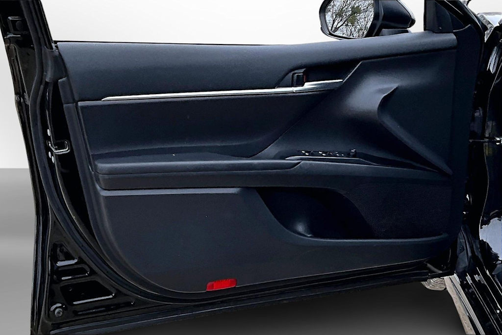 Thumbnail: 2020 Toyota Camry - 20