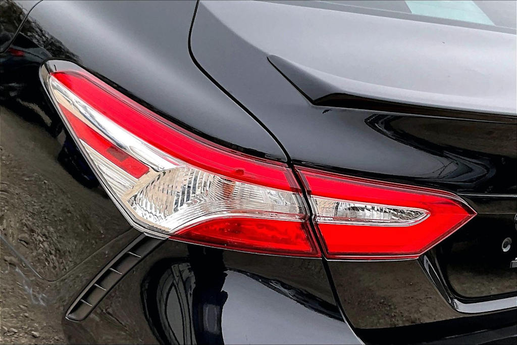 Thumbnail: 2020 Toyota Camry - 30