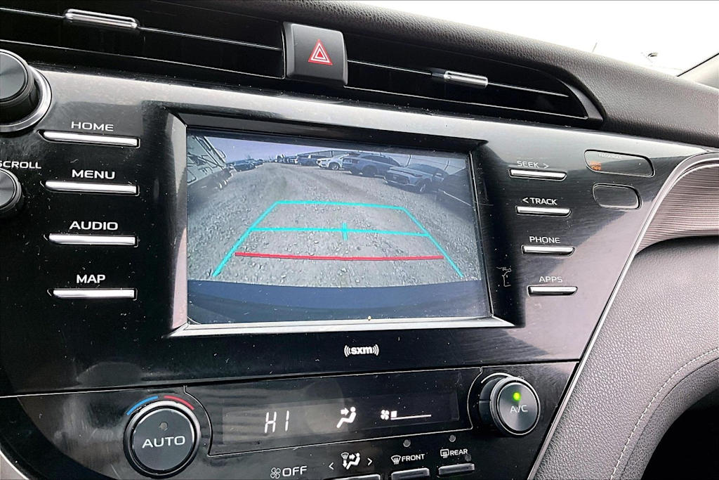 Thumbnail: 2020 Toyota Camry - 24