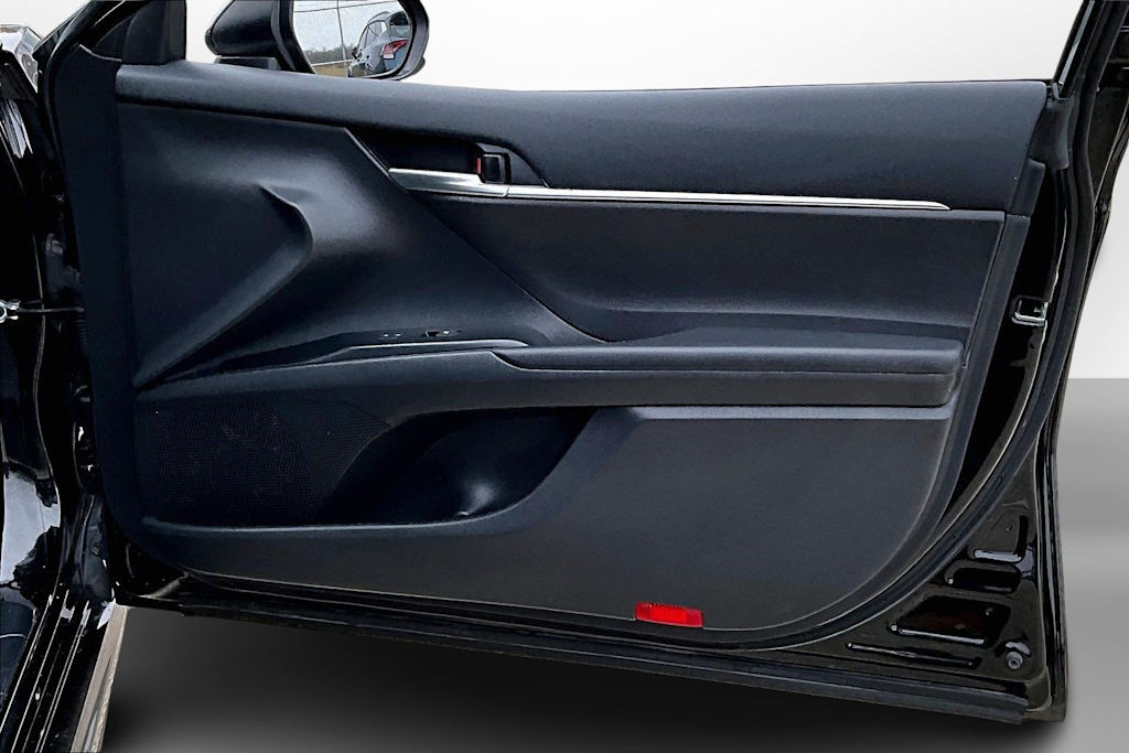 Thumbnail: 2020 Toyota Camry - 21