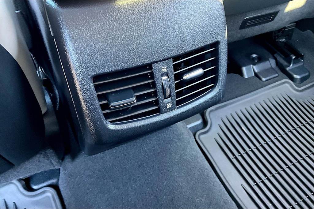 Thumbnail: 2017 Lexus ES - 28