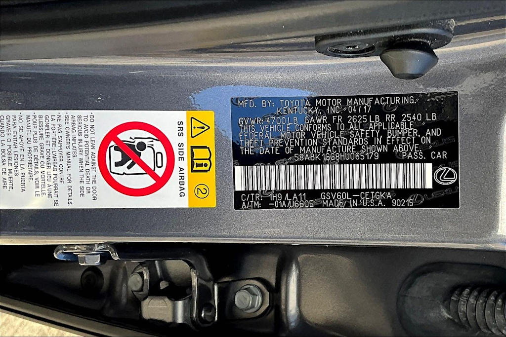 Thumbnail: 2017 Lexus ES - 17