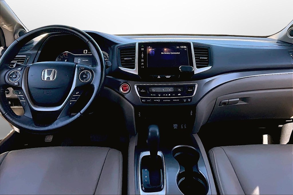 Thumbnail: 2016 Honda Pilot - 11