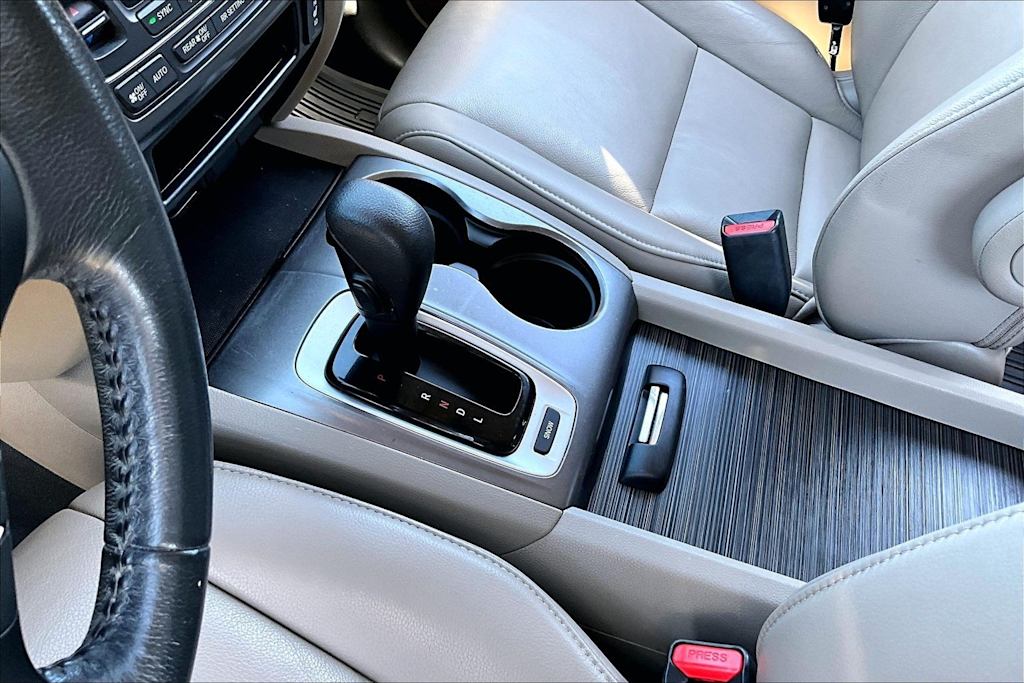 Thumbnail: 2016 Honda Pilot - 13