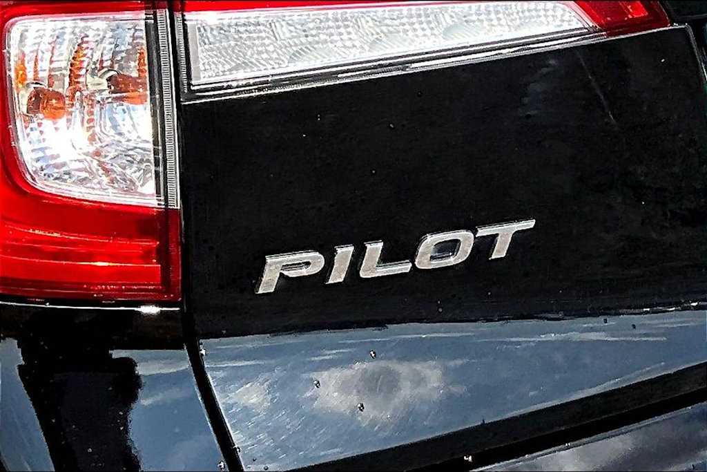 Thumbnail: 2020 Honda Pilot - 6