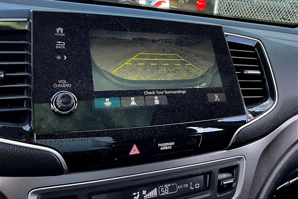 Thumbnail: 2020 Honda Pilot - 14