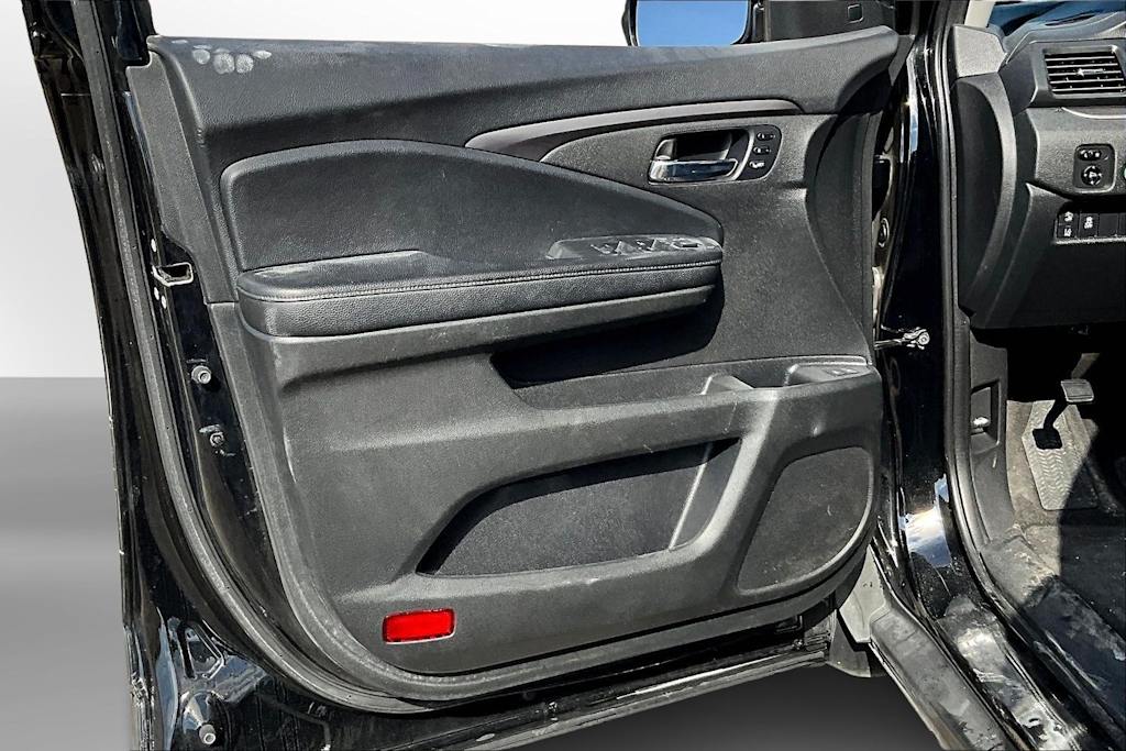 Thumbnail: 2020 Honda Pilot - 22