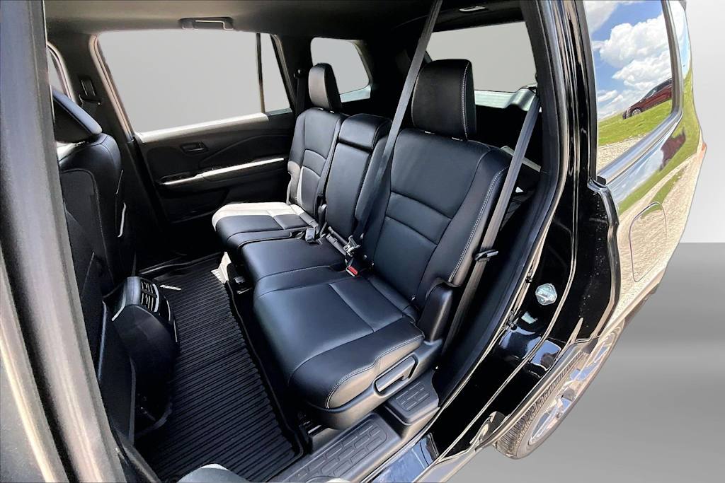 Thumbnail: 2023 Honda Passport - 10