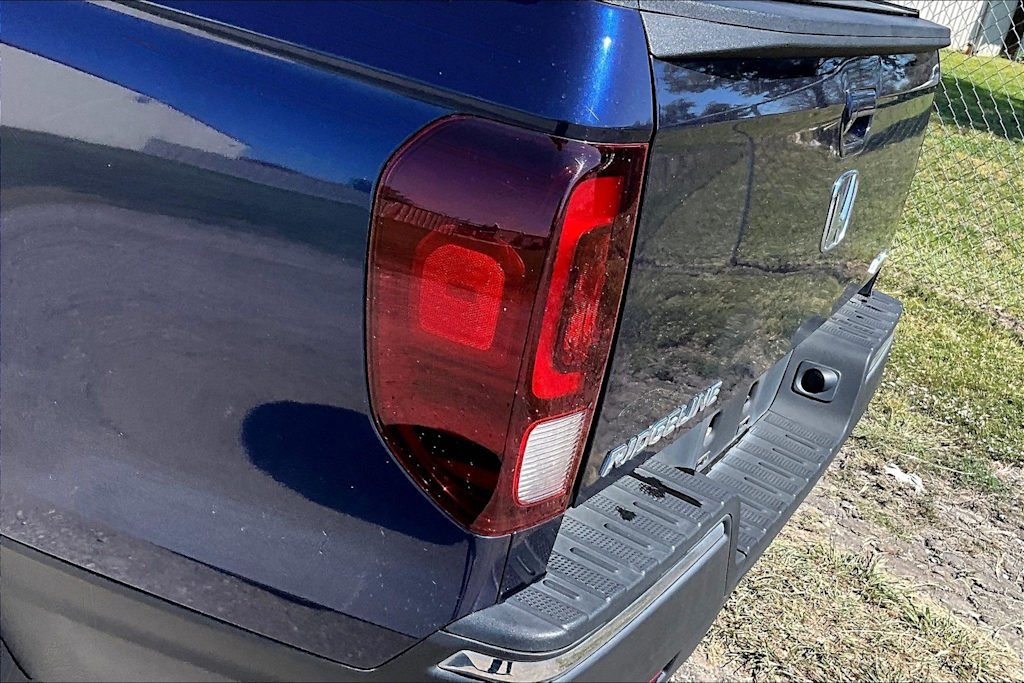 Thumbnail: 2017 Honda Ridgeline - 33