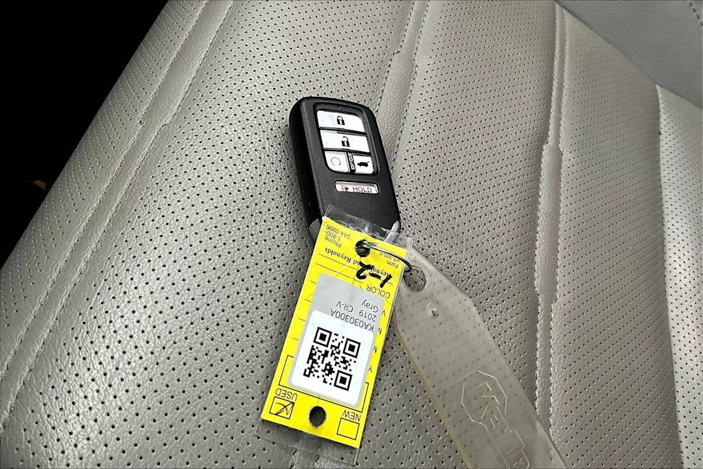 Thumbnail: 2019 Honda CR-V - 17