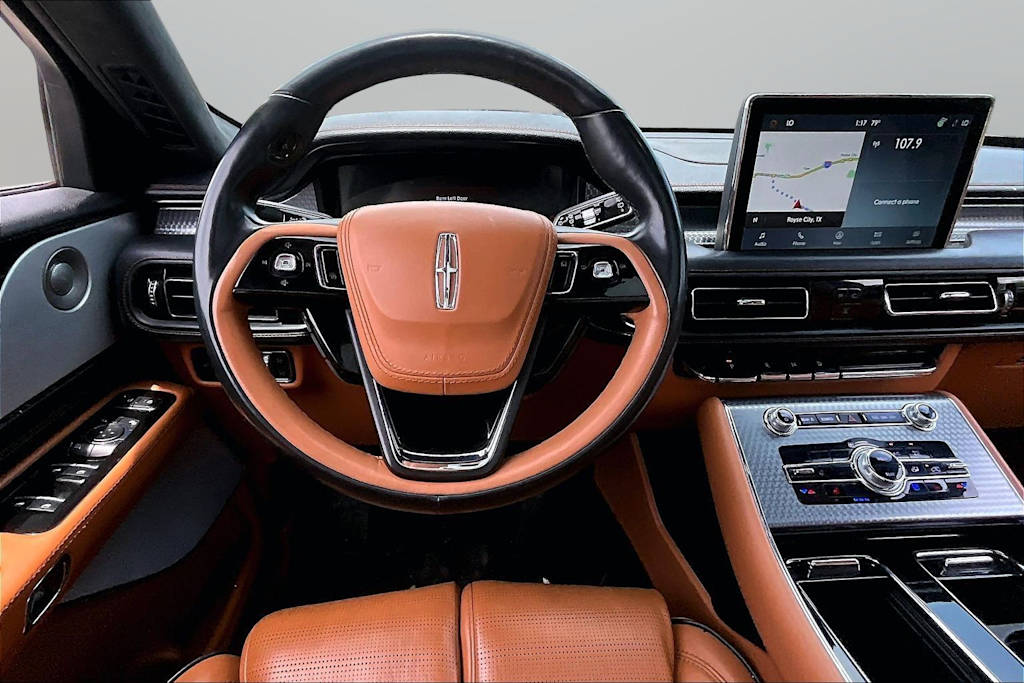 Thumbnail: 2023 Lincoln Aviator - 2
