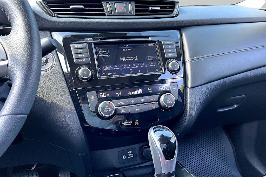 Thumbnail: 2020 Nissan Rogue - 12