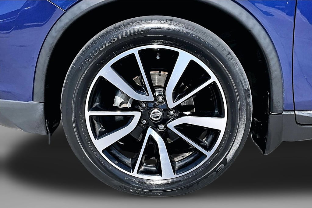 Thumbnail: 2020 Nissan Rogue - 6