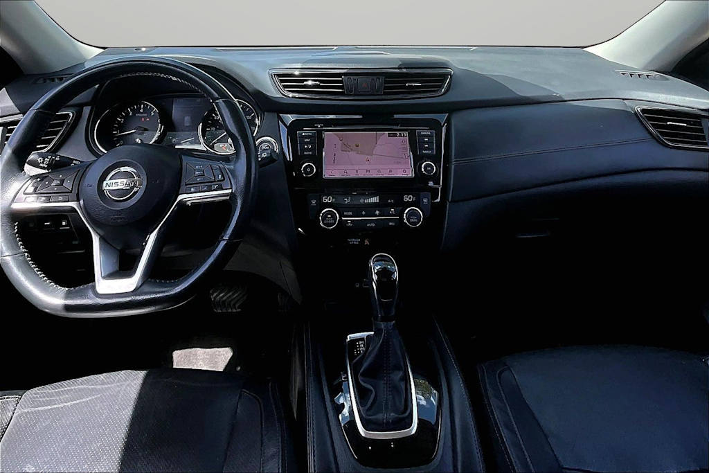 Thumbnail: 2018 Nissan Rogue - 12