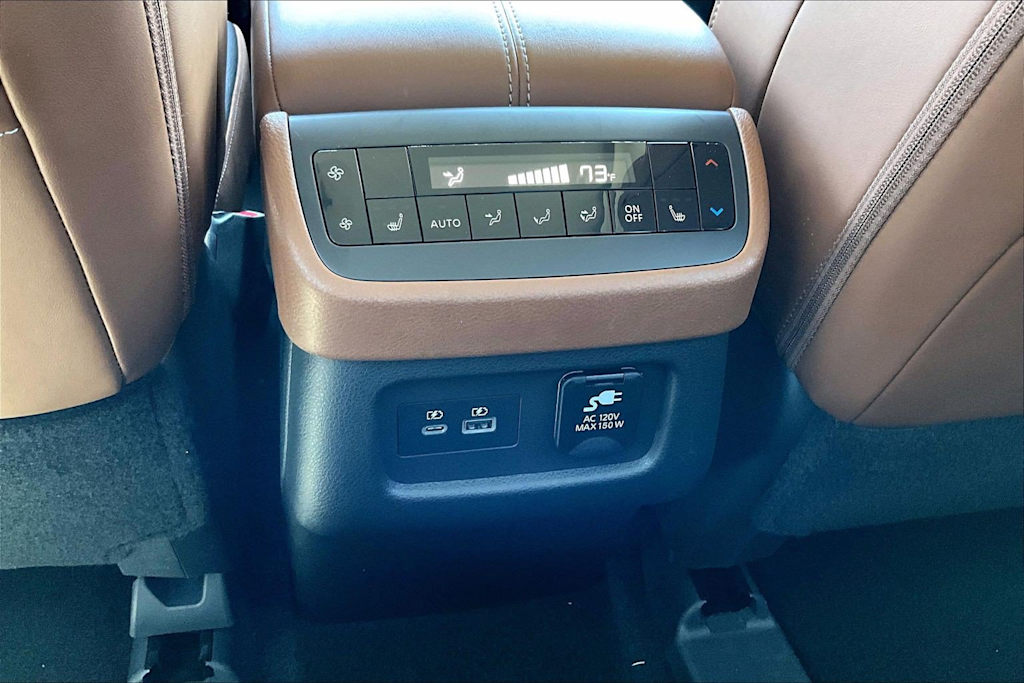 Thumbnail: 2024 Nissan Pathfinder - 26